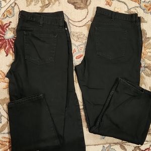 4/$30  2 pairs of Men's jeans 42x30